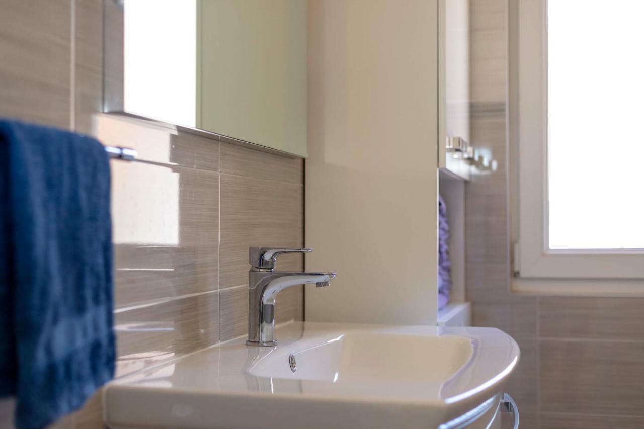 Luxury Apartment Nora Podstrana Esterno foto