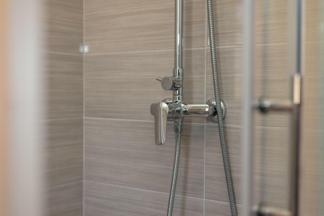 Luxury Apartment Nora Podstrana Esterno foto