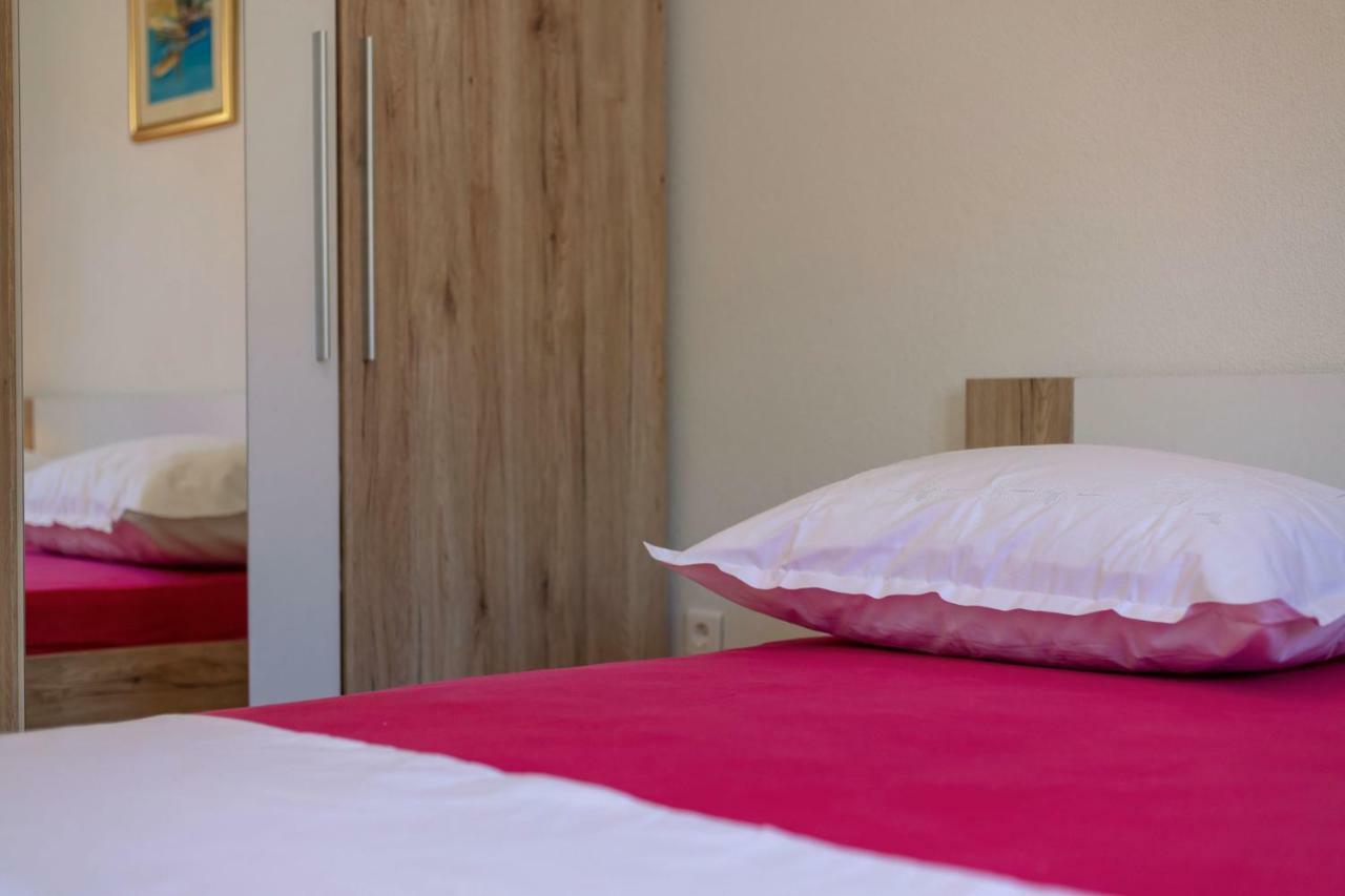 Luxury Apartment Nora Podstrana Esterno foto