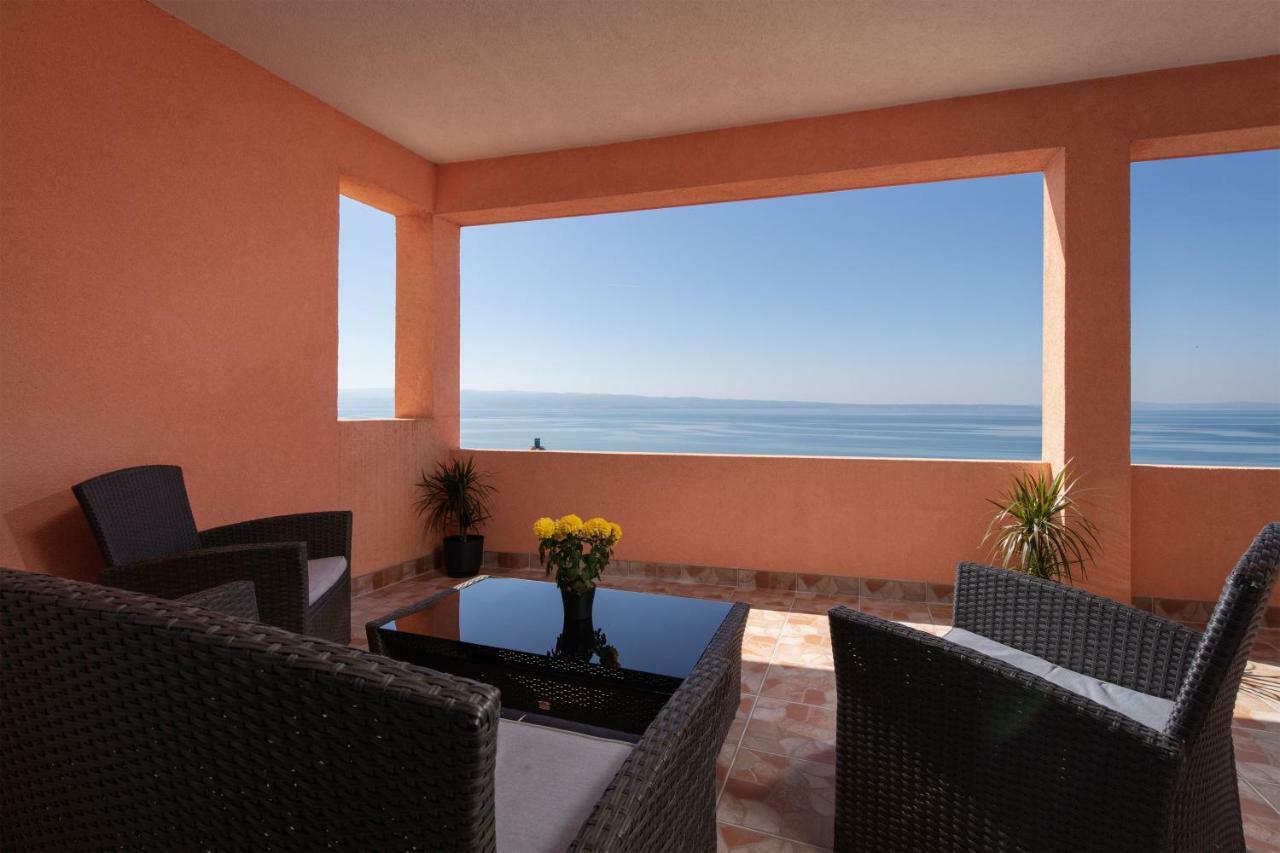 Luxury Apartment Nora Podstrana Esterno foto