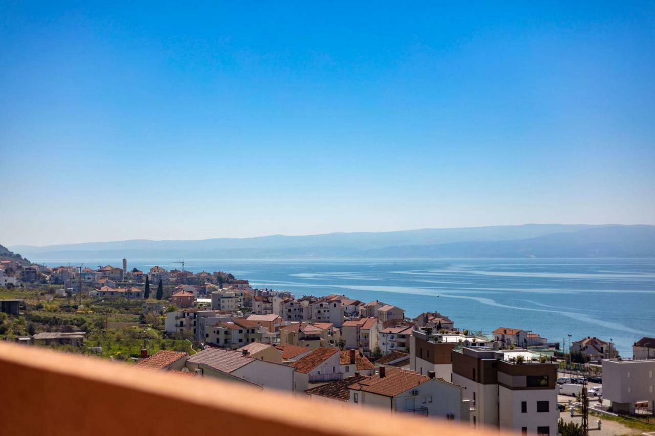 Luxury Apartment Nora Podstrana Esterno foto